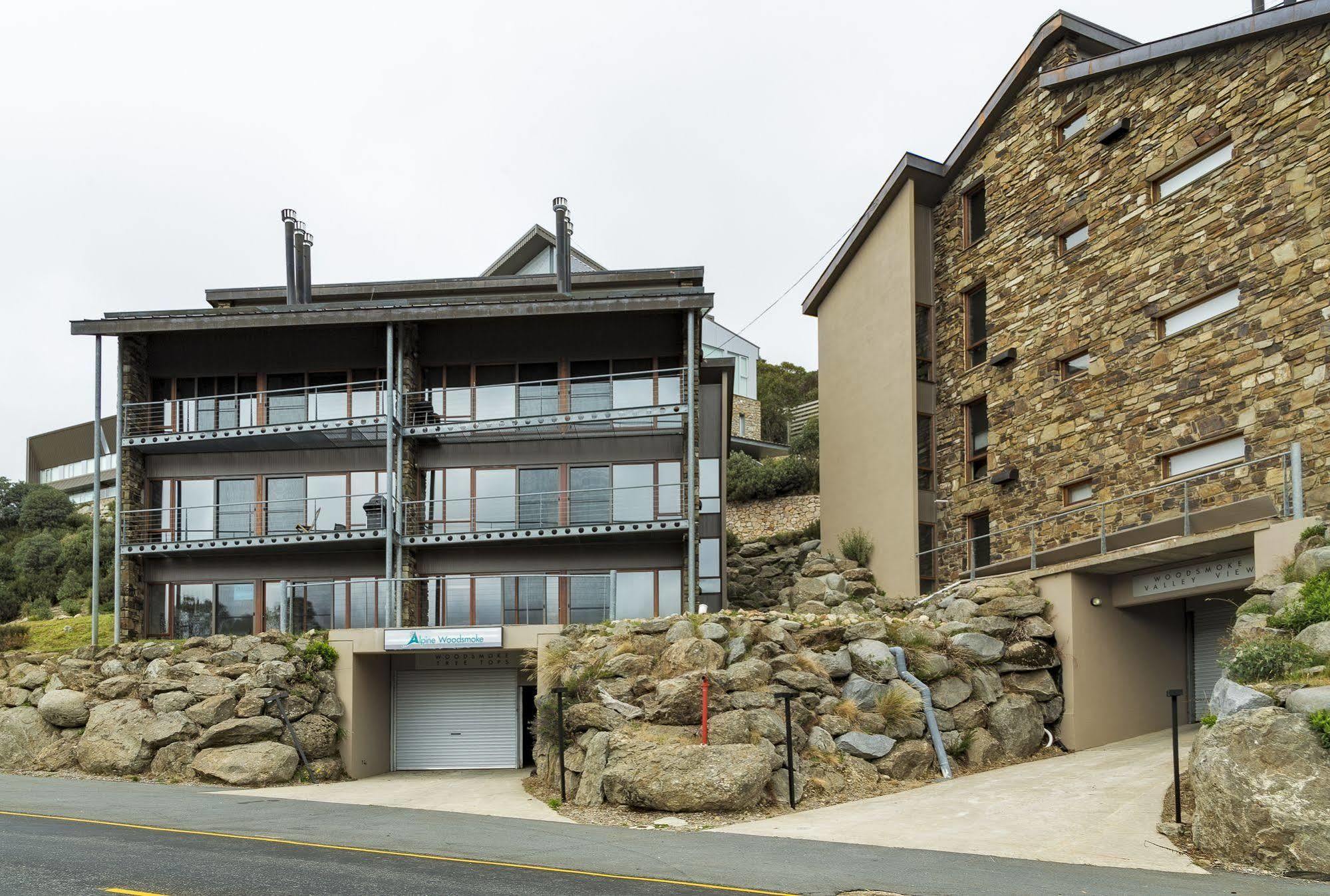 Alpine Woodsmoke Apartments Falls Creek Exteriör bild